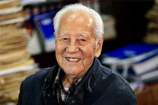 “共和国勋章”获得者——黄旭华-图片2