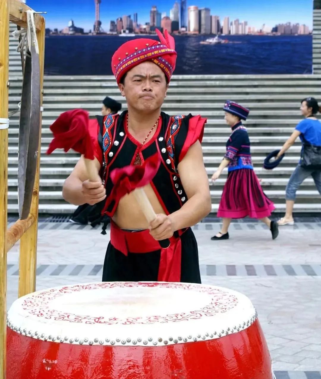 2022“中国非遗年度人物”推选宣传活动30进10网络投票开始啦！