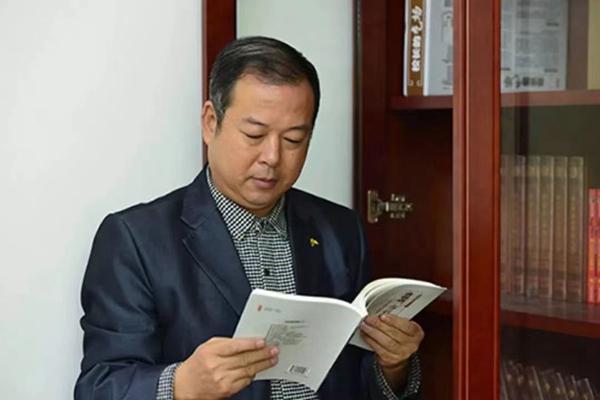 刘雄：用激情和汗水为民进添彩-图片1