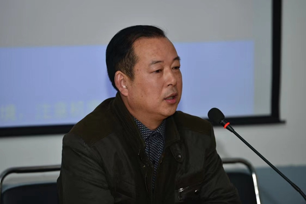 刘雄：用激情和汗水为民进添彩-图片4