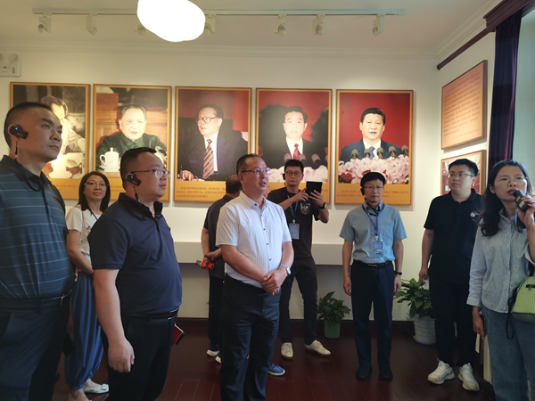 刘雄：用激情和汗水为民进添彩-图片6