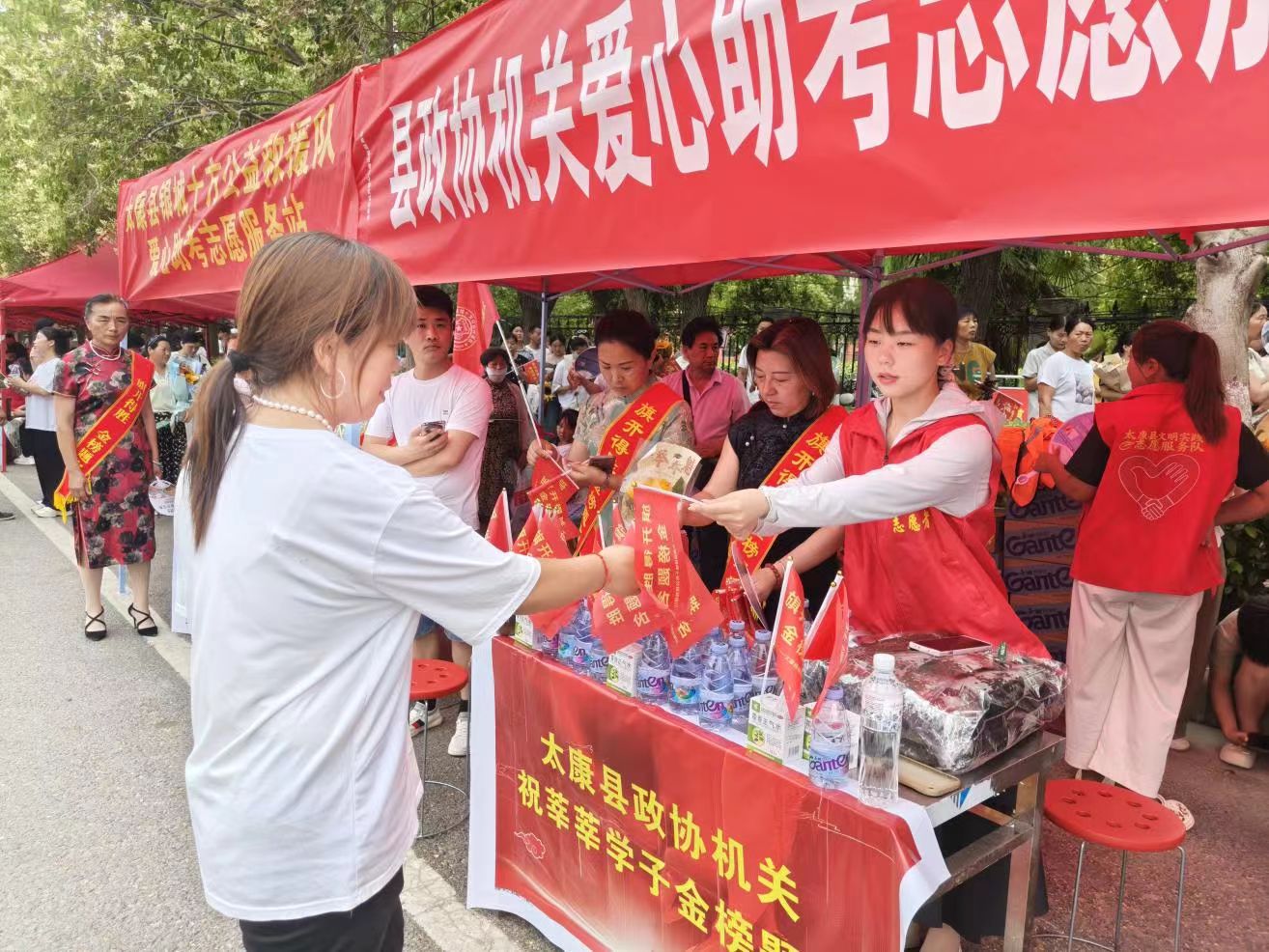 河南太康：齐心协力为高考保驾护航-图片4