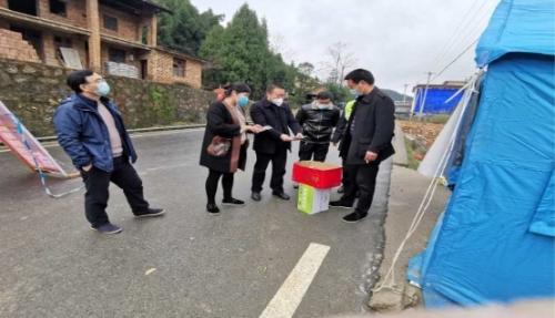 绽放在疫情防控一线的“铿锵玫瑰”-图片1